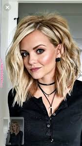 Medium hair 1920s hairstyles for short hair. Harmonize Beauty She Is Also On Youtube She Sells Maskara Makeup And Does Great Makeup And Hair Tutorials Medium Hair Styles Short Hair Styles Pinterest Hair