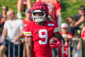 Kenneth Walker III discusses leadership in the running backs room