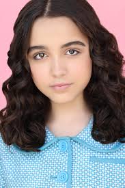 Alyssa Hoyle's Instagram, Twitter & Facebook