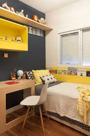 Para Uma Familia Moderna Cores Para Quarto De Meninos Quarto Infantil Masculino Decoracao De Quarto Afinal, hoje em dia nao existe mais aquela regra que diz que outra opcao e deixar o quarto de bebe feminino clean, usando bastante branco e moveis de madeira na cor natural. quarto infantil masculino