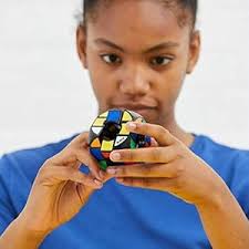 Amazon.com: Winning Moves Games El rompecabezas del vacío : Juguetes y  Juegos