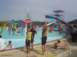 Ukuran kolam renang yang kamu buat harus sesuai dengan spesifikasi. Sangpetualang Taman Kehati Objek Wisata Kebanggaan Masyarakat Mesuji Lampung