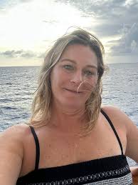 Meeting new people while traveling