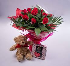 We've got all kinds of huggable surprises, some bundled with valentine's day flowers and sweet treats. Fresh Flowers Delivered Happy Valentines Day Balloon I Love You Chocolate Valentine Gift Made Of 6 Fresh Red Roses Bouquet A Lovely Teddy Bear Free Uk Delivery