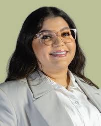 Sue Stoops's Instagram, Twitter & Facebook