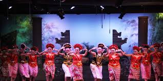 Maybe you would like to learn more about one of these? Tari Yapong Tarian Tradisional Dki Jakarta