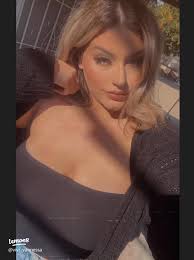 Meet Vanessa: Life, Business, and Hobbies in Orange County 🌸