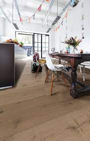 Ojo con el autoengaño lindura. Eiche Authentic Greige 8744 320 Mm Meister Lindura Holzboden Hd 400 Landhausdiele Naturgeolt Kraft Parkett Onlineshop