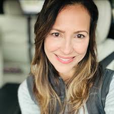 🎉Just Sold🎉 After connecting with the homeowners who had the home listed  with another agent, we re-evaluated the local data and identified key areas  for improvement from the previous listing. By leveraging