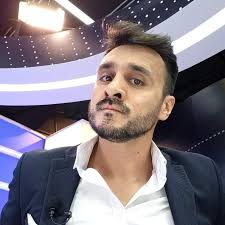 A veces creo que la prensa tica les pagan para promocionar entrenadores.  Ahí esta Josue Quesada promocionando a Jeaustin Campos, a JP promocionando  a Pinto y otros a Guimaraes... No disimulan 😂😂