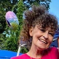 Laurie Busch's Instagram, Twitter & Facebook