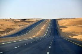 Highway In Northern Saudi Arabia Road Trip Lifestyle Desert Road Road