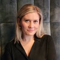 Angela Otto's Instagram, Twitter & Facebook