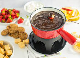 Easy Chocolate Fondue Recipe For Any Occasion Recipe Chocolate Fondue Recipe Easy Chocolate Fondue Recipe Easy Chocolate