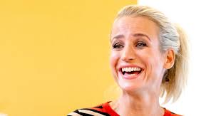 The couple would have split up a few months ago, stax management told. Ruim Miljoen Kijkers Voor Dna Onbekend Met Dionne Stax Show Ad Nl