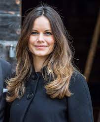 Kungaparet och kronprinsessparet ingår i smittspårningen och kommer att testas i dag. Princessan Sofia Ombre Kungligheter Sverige