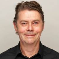 200+ perfiles de «Beacham»