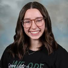 Roxanne Irwin's Instagram, Twitter & Facebook