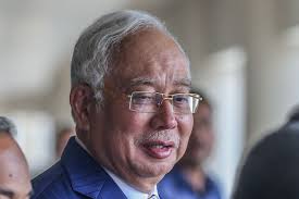Mantan perdana menteri malaysia, tun dr mahathir mohamad hari ini mengisytiharkan dirinya tidak memberi sokongan kepada pentadbiran perdana menteri kini, datuk seri najib abdul razak. Bunuh Warga Perancis Najib Seru Media Sosial Dr Mahathir Dipadam Berita Projekmm