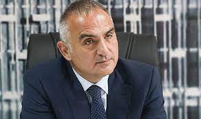 Tam 2 bin 400 yıllık lahit müzede yerini aldı! Kultur Ve Turizm Bakani Mehmet Nuri Ersoy Yapilan Duzenlemeleri Paylasti