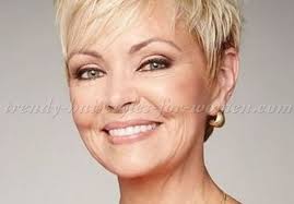 Fiona Hendricks (fionahendricks)