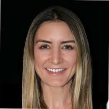 Amanda Shuck's Instagram, Twitter & Facebook