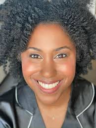 Make-up artists for tan skin in Kelowna?