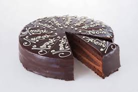 130ml milch (im thermmomix 150g milch) 100g mehl. Schoko Nougat Torte Kuchen Macht Glucklich Online Kuchenservice Berlin