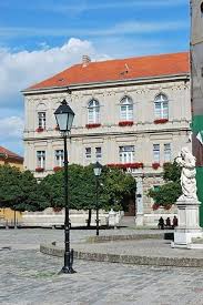 It is an important transport hub and the principal city of slavonia. Osijek Wikitravel
