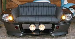 eleanor couch カフェ内装 ガレージのある家 椅子