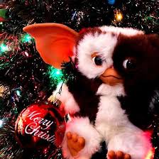 Merry Christmas Gizmo Gremlin In The Xmas Tree Gremlins Xmas Tree Christmas