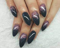 pin von scourge auf nails in 2020 nageldesign fullcover schwarze glitzernagel naildesign