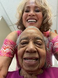 Sylvia Smith (@sylviasmith84) • Instagram photos and videos