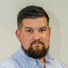 Angela Wray's Instagram, Twitter & Facebook