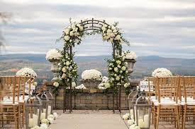 Did an excellent job of reaching out to us to let us know. The Log Cabin Upper Vista The Delaney House Reception Venues The Knot