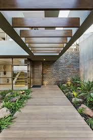 Pin By Sg Erickson On Puertas House Exterior Modern House Design House Entrance