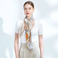 Check spelling or type a new query. Foulard En Soie Femme Beige Osaka