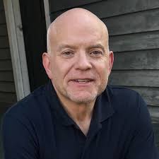 Are there local country bars in Auburn and Opelika that offer line dancing?