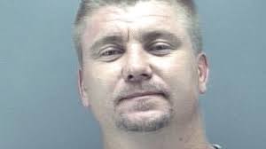 Kilgore man arrested, charged after pointing gun at firefighters