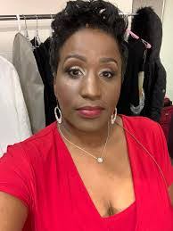 Nikki Porter's Instagram, Twitter & Facebook