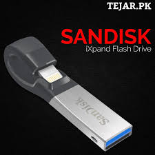 The Ixpand Flash Drive Offers An Easy Way To Free Up Space On Your Iphone Automatically Backs Up Your Camera Roll And Even Flash Drive Sandisk Ixpand Sandisk