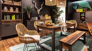 Die schweden schaffen es einfach immer wieder, die goldene mitte zu finden und sind uns hier wirklich einen. Urban Jungle So Gelingt Der Style Mitten In Der City