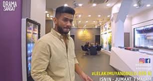 Drama ini mengisahkan tentang konflik perkahwinan antara hazrul dan daliya apabila mereka berdua terpaksa berpisah selepas hazrul ditangkap di atas cubaan merogol. Tonton Drama Lelakimu Yang Dulu Episod 9
