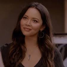 Stephanie Ivester's Instagram, Twitter & Facebook