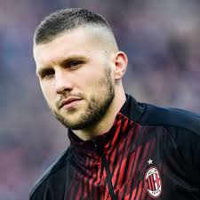 Se llama Ante Rebic, es croata, tiene 26 años y lleva 6 goles en los  últimos 7 partidos que ha disputado con AC Milan. Qué arranque de 2020 ha  tenido en Italia. ON FIRE.