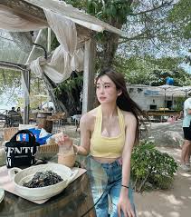 Kay Ho (@kayho98_) • Instagram photos and videos