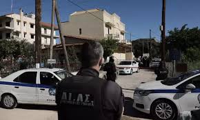 Ο ταξίαρχος εν αποστρατεία της ελ.ασ., επίτιμος πρόεδρος αξιωματικών αστυνομίας, θανάσης κατερινόπουλος δήλωσε ότι το κουβάρι της υπόθεσης άρχισε να ξετυλίγεται όταν βγήκε στη δημοσιότητα ότι παρακολουθούσαν το. Afjatgdjuzz1km