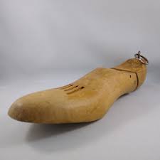 Vintage Shoe Making Supplies Wood Decor Wood Shoe Mold Shoe Etsy Wood Shoes Shoe Stretcher Shoe Molding