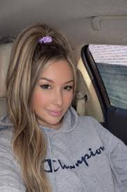 How will I look with platinum blonde hair?