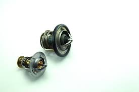 An engine is operating normally when the needle points at the center or near the center of the gauge. Symptoms Of A Bad Or Failing Oil Temperature Sensor Yourmechanic Advice